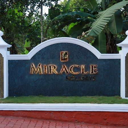 Miracle Holidays 마난타바디 외부 사진